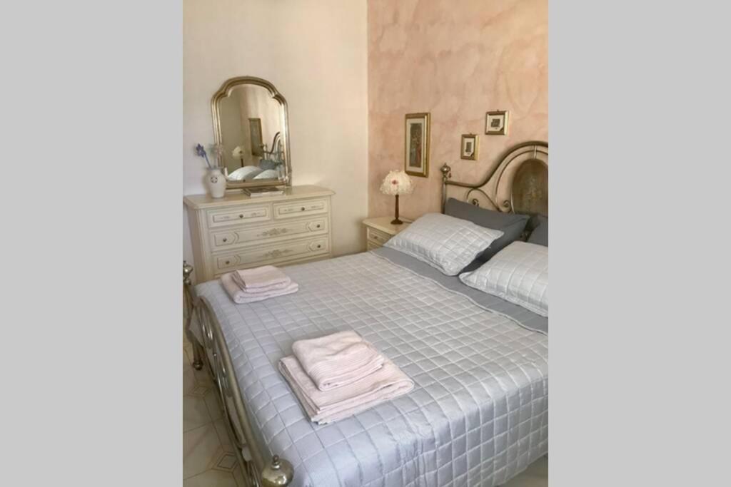 Sweet Apartment Fronte Mare - ליבורנו מראה חיצוני תמונה